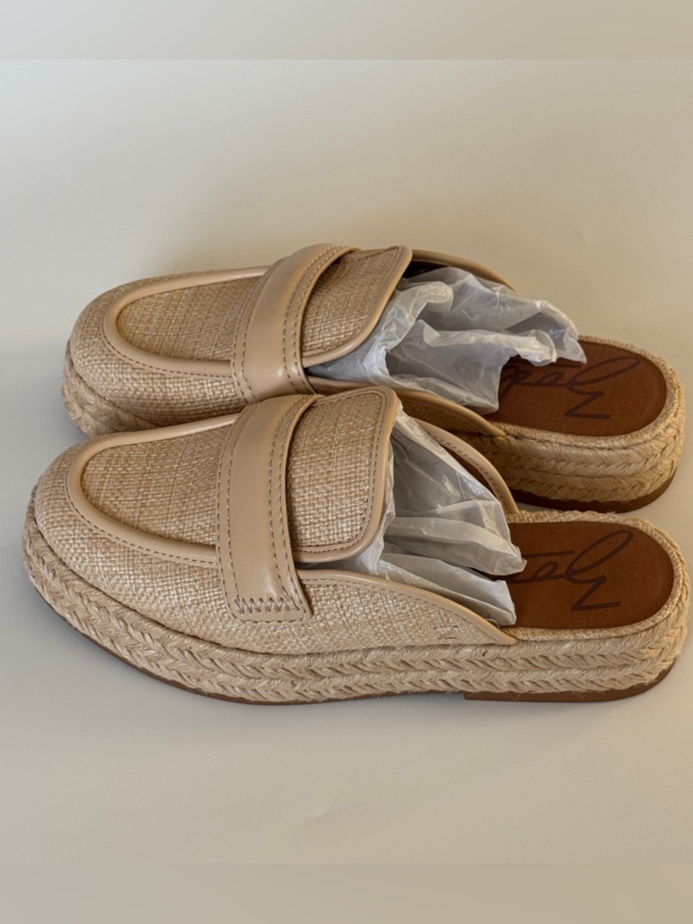 Zodiac Gizelle Platform Sandals